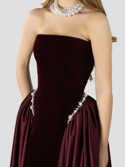 2026 Luxury Boat Collar Pleated Velour Evening Dress Backless Floor Length Beaded Pearls Saudi Party Gown for Women Customized