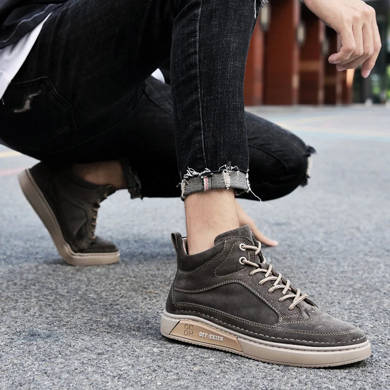 New Arrival Genuine Leather Men Ankle Boots  Design Warm Plush Fur Winter Sneakers Snow Casual Leather Shoes Outdoor Basic Boots