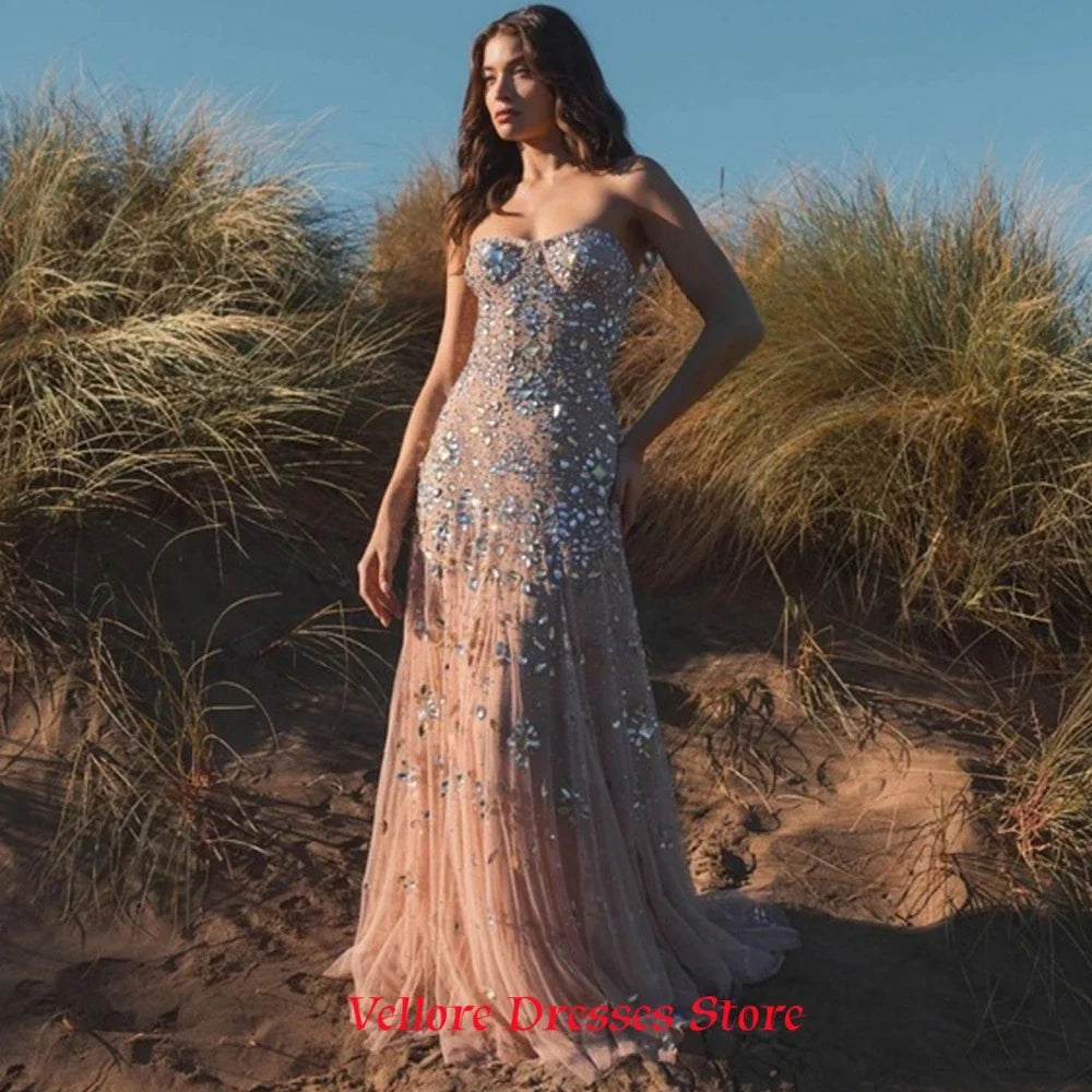 Luxury Champagne Tulle Evening Dress Classic Sweetheart Sleeveless Celebrity Gowns Delicate Crystal Customized Party Dresses