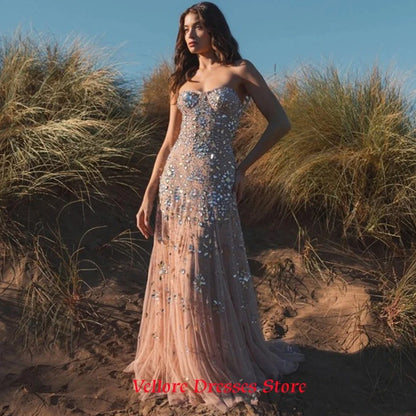Luxury Champagne Tulle Evening Dress Classic Sweetheart Sleeveless Celebrity Gowns Delicate Crystal Customized Party Dresses