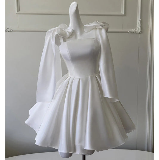 White Satin Bow Spaghetti Straps Cocktail Dresses A Line Knee Length Short Party Dresses Homecoming Dresses Formal Prom Gowns