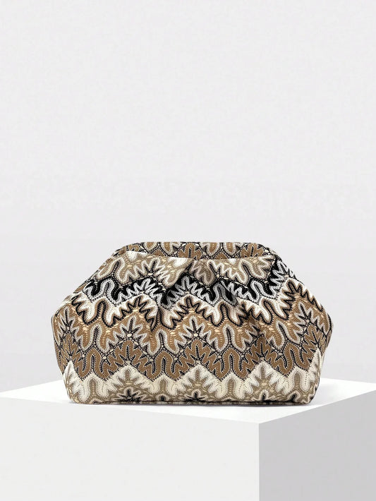 2026 New Bohemian Style Jacquard Clutch Bag for Women, Vintage Wave Pattern Embroidered Pleated Cloud Bag, Large Capacity Versatile Clutch for Various Occasions, Evening Bags, Commuting Dumpling Bag (Pattern Random)