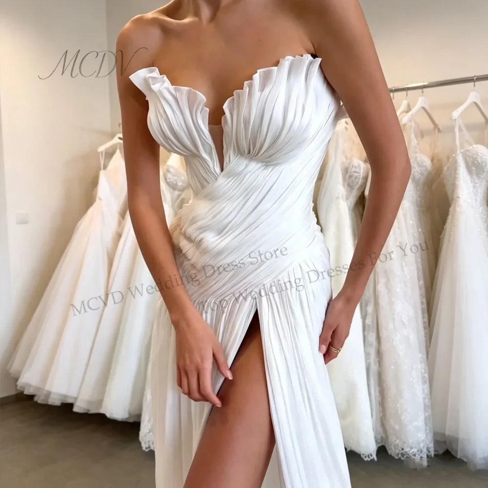 Pleated White Wedding Dress 2026 Strapless A Line Slit Shiny Bridal Gown With Train vestido de noivas para casamento Customized