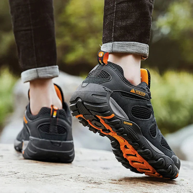 New Non-slip Wear Resistant Men‘s Outdoor Hiking Shoes Breathable Splashproof Climbing Men Sneaker Hunting Mountain Shoes