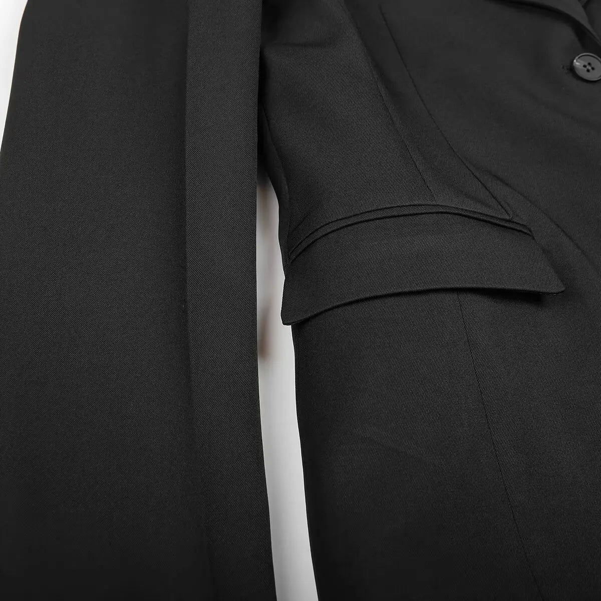 Women Elegant Waist-Hugging Blazer Single Buttons Blazer with Shoulder Pads New 2025 Spring Fall Fashion Basic Blazer