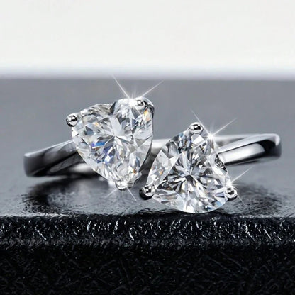 925 silver heart-shaped 2 carat moissanite adjustable ring is fashionable and simple, suitable for daily life and wedding