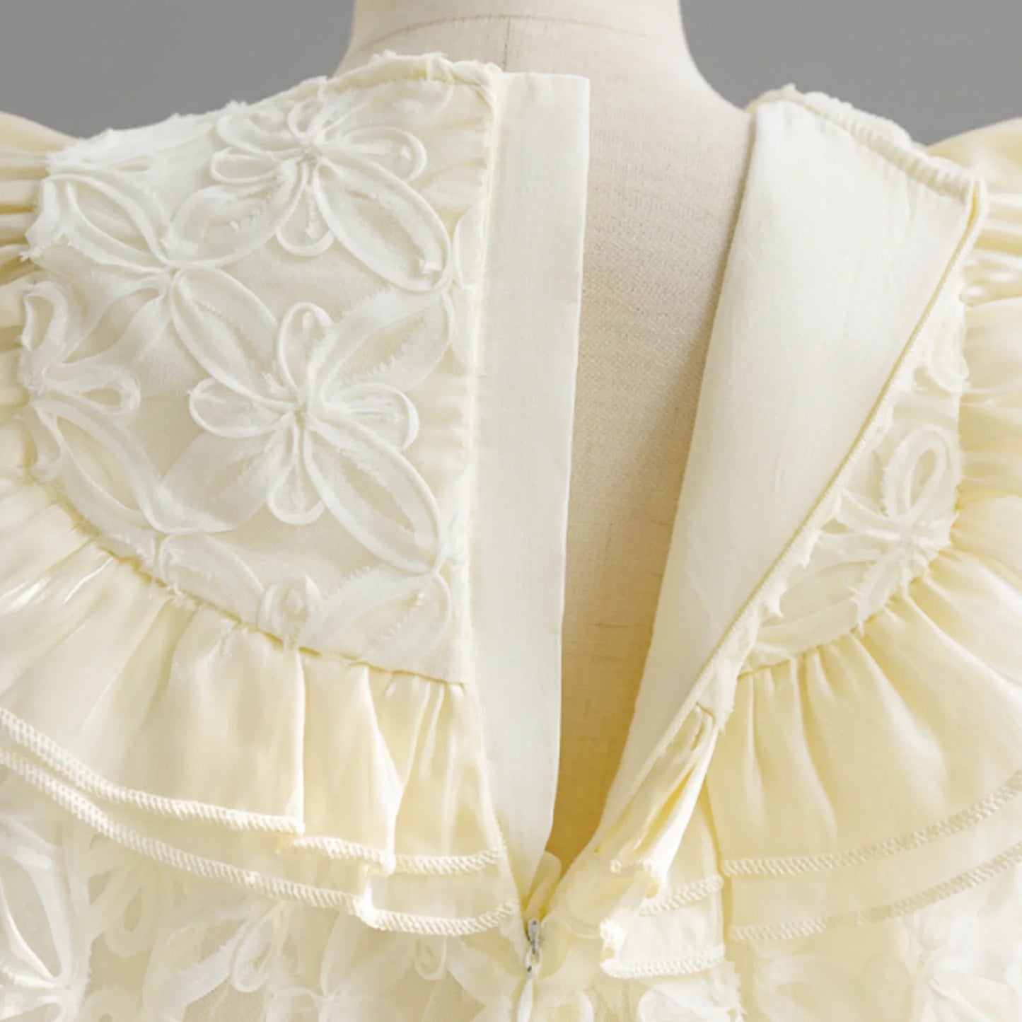 Lace Pearl Decoration Dress Girls Prom Tutu Dress Sleeveless Teen Kids Princess Dress Summer Party Lolita Dress For 2-10 Years