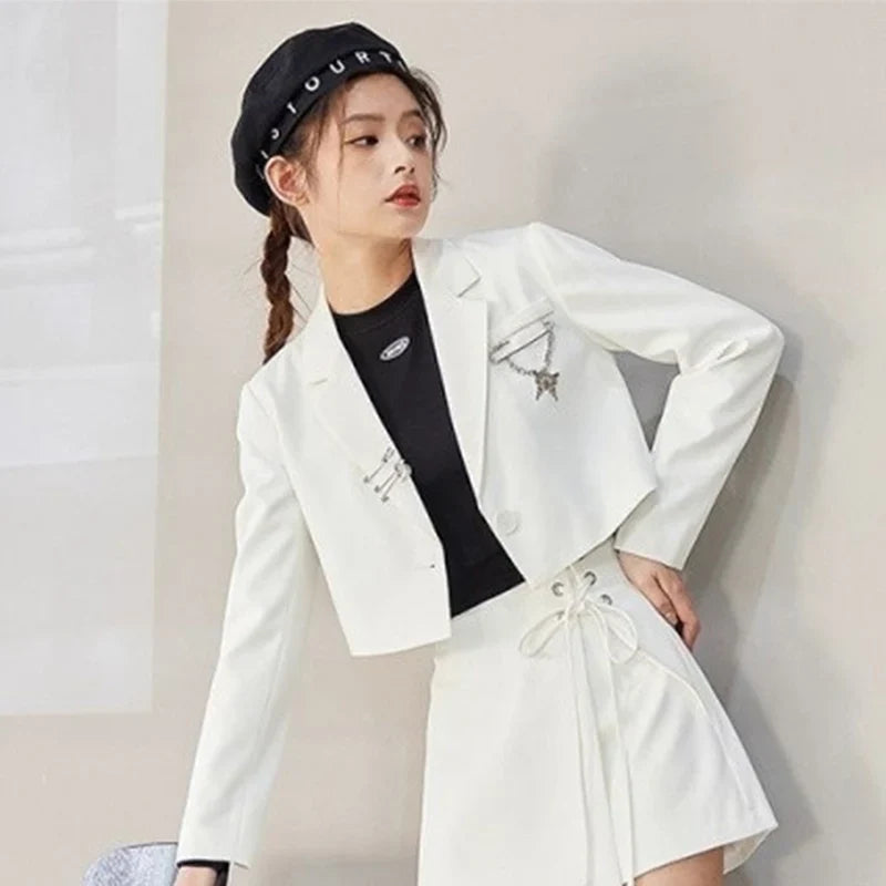 Autumn Women's Black Cropped Blazers Y2K Chic Metal Chain Design Suit Jacket Korean Hipsters Streetwear Loose Short Coat Woman