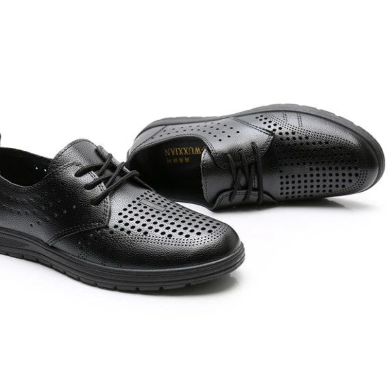 2026 Summer Men Sandals Business Casual Leather Hollow Out Shoes Breathable Soft Sole Clogs Fashion Comfortable Outdoor Slides