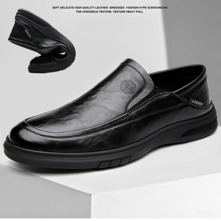 2026 Spring Business Casual Shoes for Men Solid Color New Designer Half Slippers Shoes Male Fashion Soft Sole Leather Shoe Man