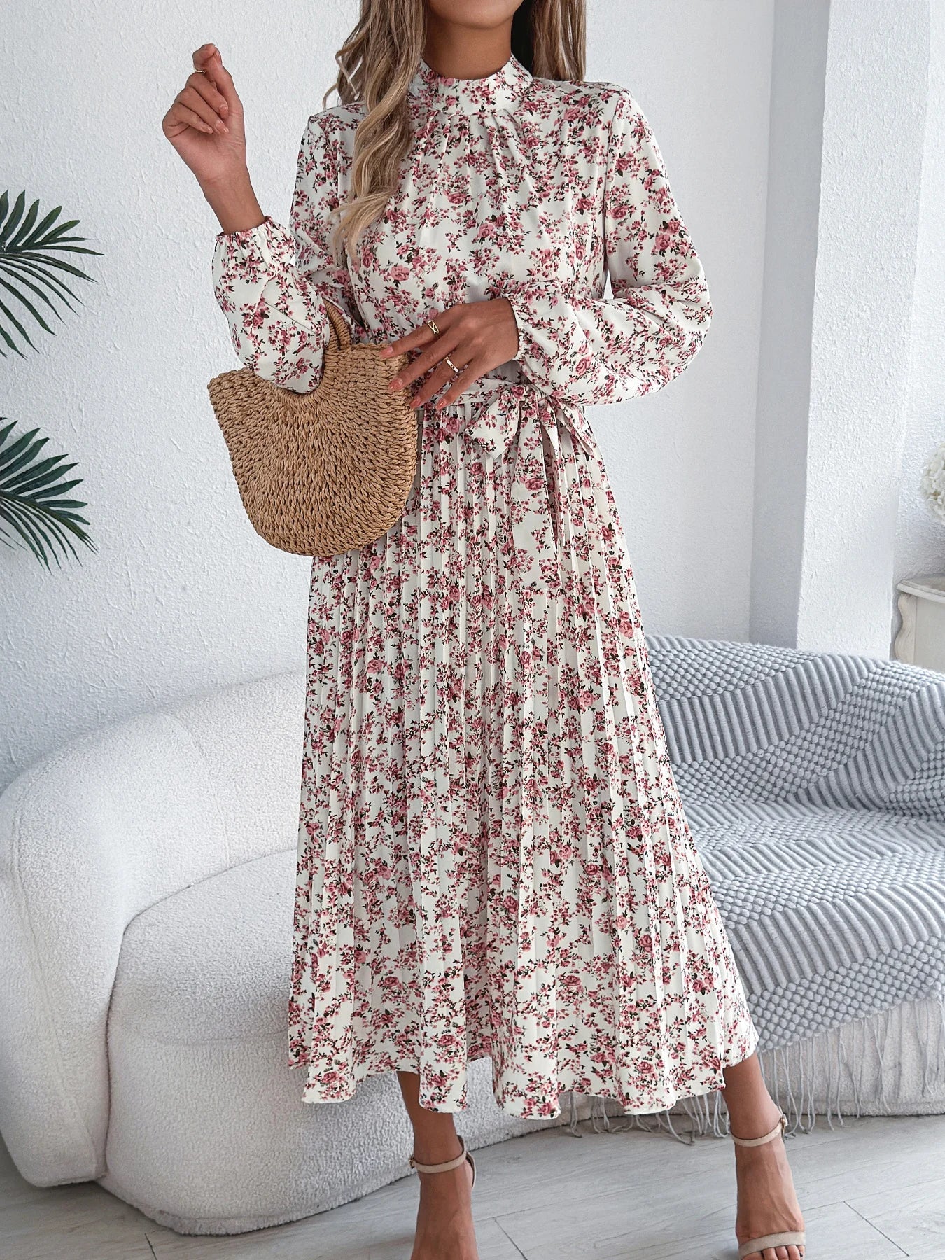 Floral Stand Up Collar Bridesmaid Dress 2026 Spring Summer Elegant Long Sleeve Waist Cinched Pleated Dresses Valentine's Day