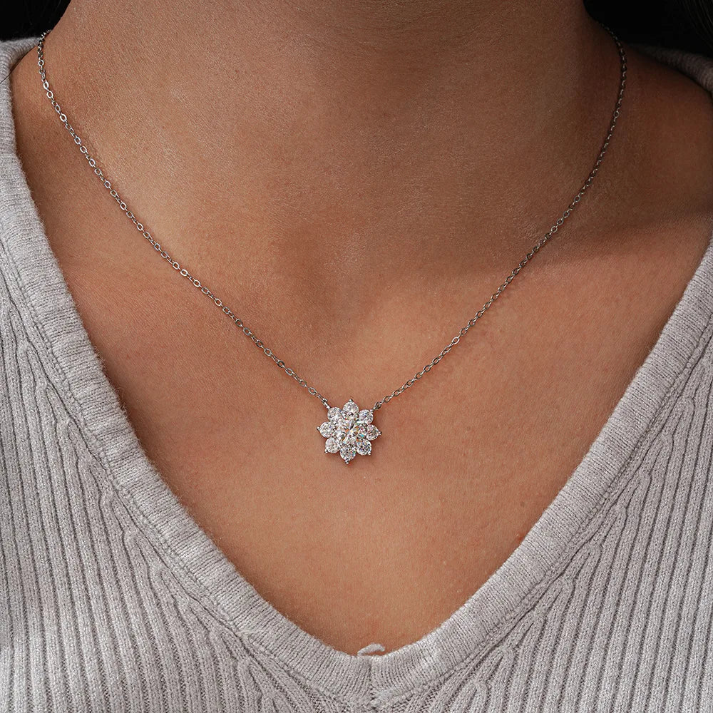 1Carat Sunflower Moissanite Pendant Necklace GRA Certified S925 Sterling Silver Plated Gold Neck Lace for Women Party Jewelry
