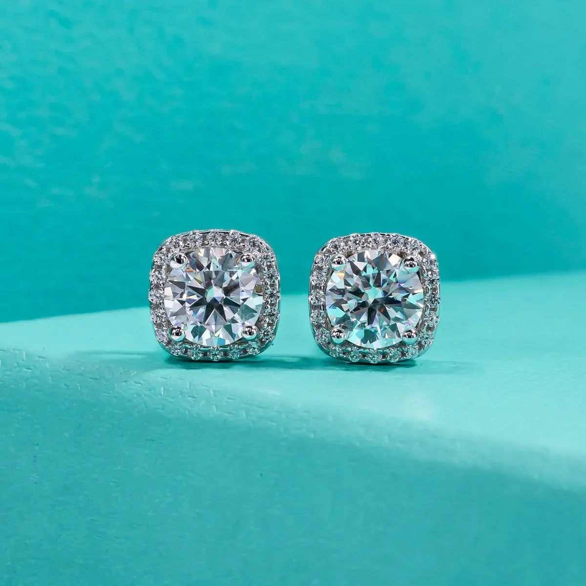 5mm 1cttw D Color Moissanite Diamond 925 Sterling Silver Stud Earrings for Woman Fine Jewelry Wholesale