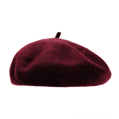 A solid-color wool beret for women–warm for autumn and winter,versatile with French fashion flair,and an ideal gift for friends