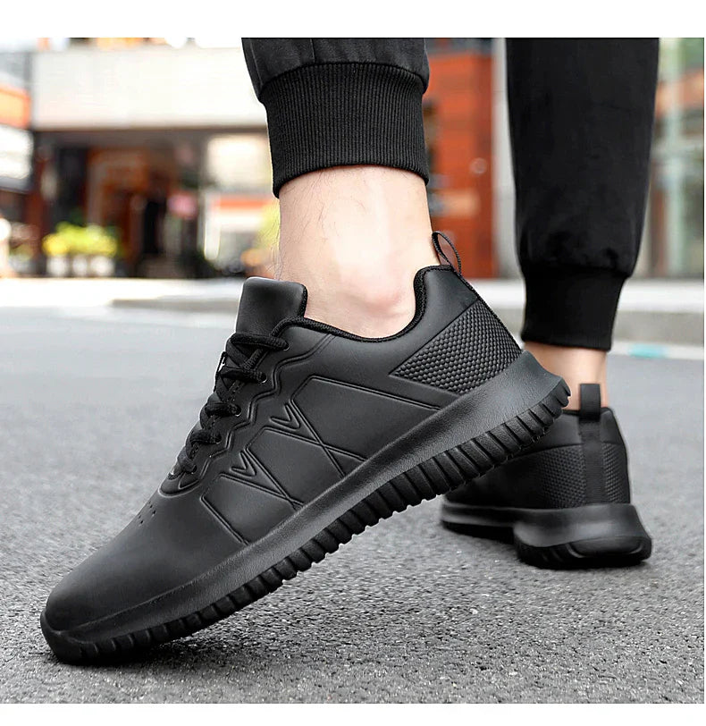 Causal Chef Shoes four Season new Lightweight Soft Sole Comfort Oil proof Men and Women's Chef Business Work Leather Shoe