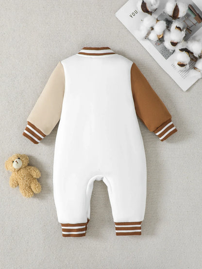 Baby boy bear pattern knitted fleece long sleeved jumpsuit, suitable for autumn and winter seasons