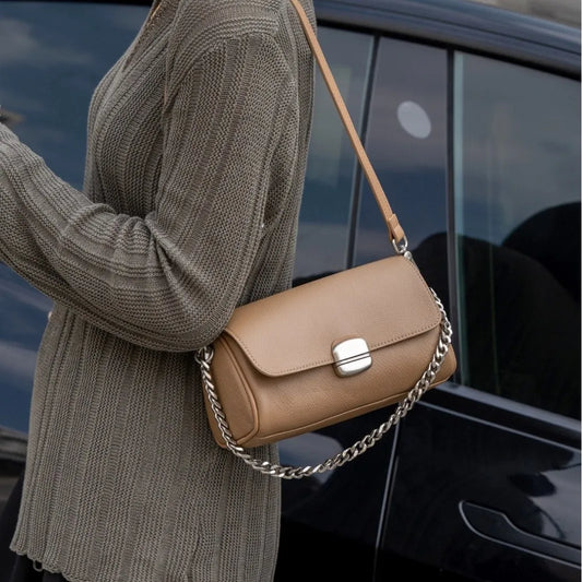 Supple Genuine Leather Women's Barrel Crossbody Bag - Commuter-Friendly Small Chain Strap Shoulder Bag for Everyday Chic
