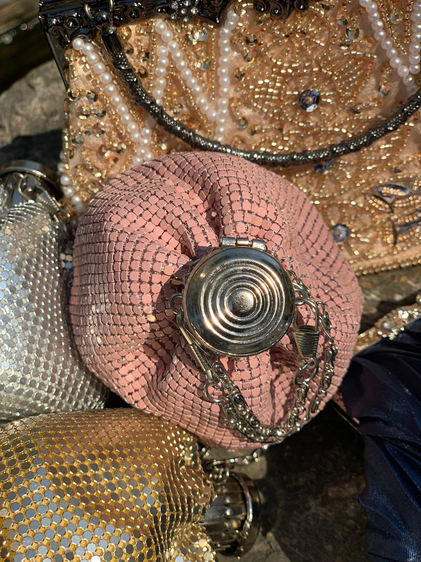 Lost in Vintage Glitter Sparking Evening Bag Handbag with Aluminum Pieces Crossbody Clutches Shoulder Metallic Chains