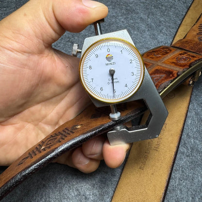 Genuine Leather Tough Guy Men's Belt Luxury Designer Strap Thick Cowhide Pure Copper Buckle Lucky Totem Classic Retro Jeans Soft