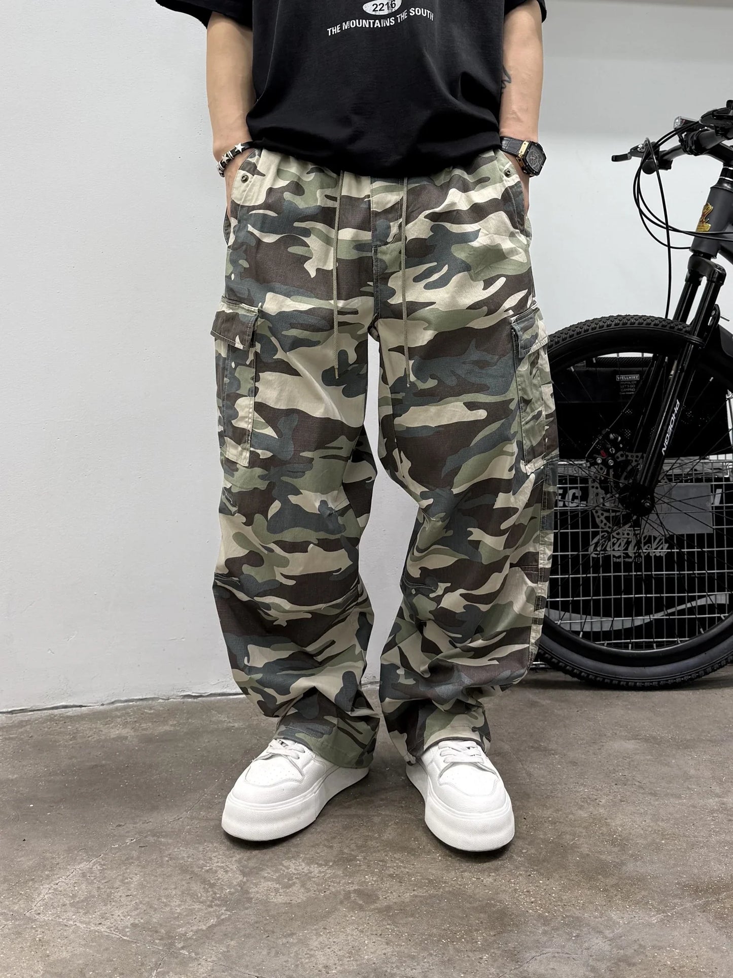 Vintage Camouflage Cargo Pants Men Tactical Multi Pocket Loose Fit Straight Leg Outdoor Casual High Quality Work Pants Trendy