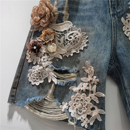 Fashion Women Spliced Lace Flower Hole Design Denim Shorts Vintage Straight Wide Leg Short Pants Female 2025 Summer 1LS1867