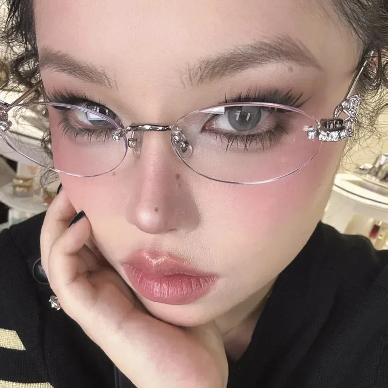 Women's Fashion Glasses Exquisite Diamond Decoration Sunglasses Oval Shaped Frame Cut Edge Frameless Small Outdoor Sun Glasses