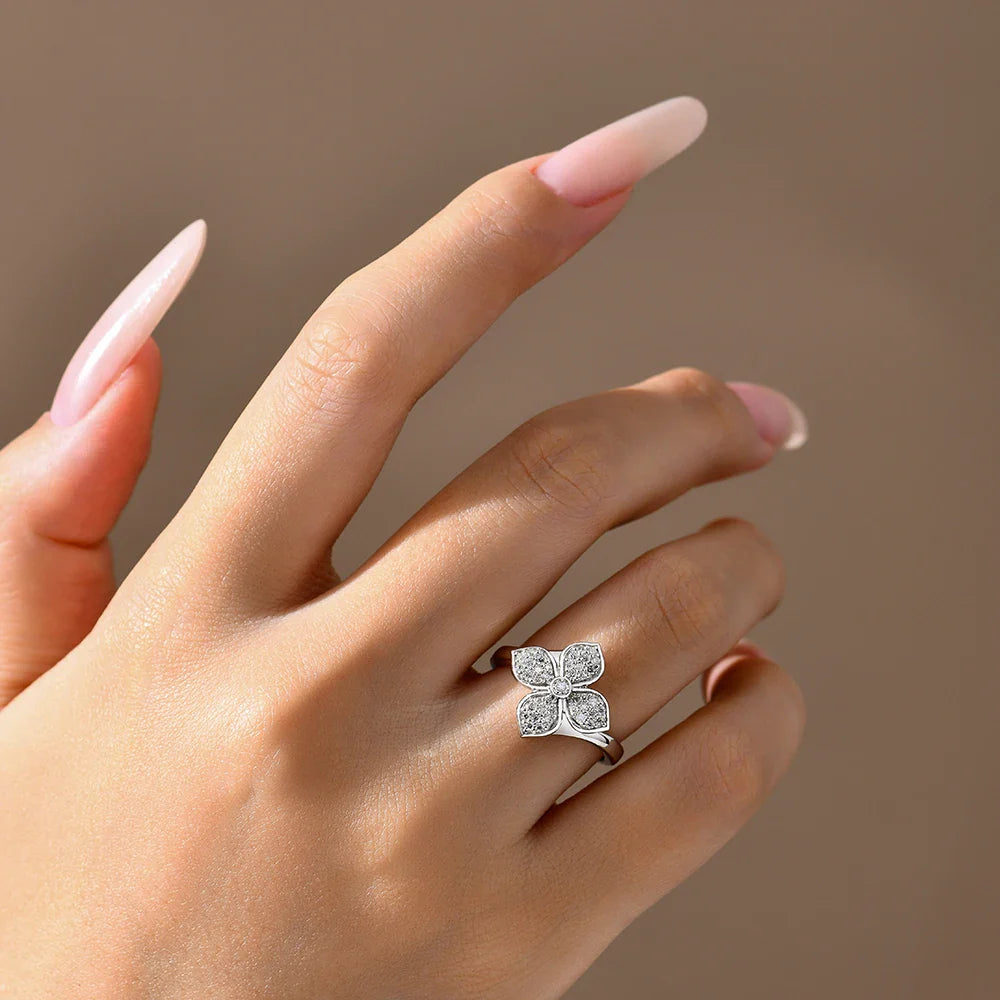 ATTAGEMS Bague Originale Moissanite Fleur Croisée DVVS1 en Argent Sterling 925 Véritable pour Femmes Filles Cadeau Anniversaire Bijoux Vente en Gros