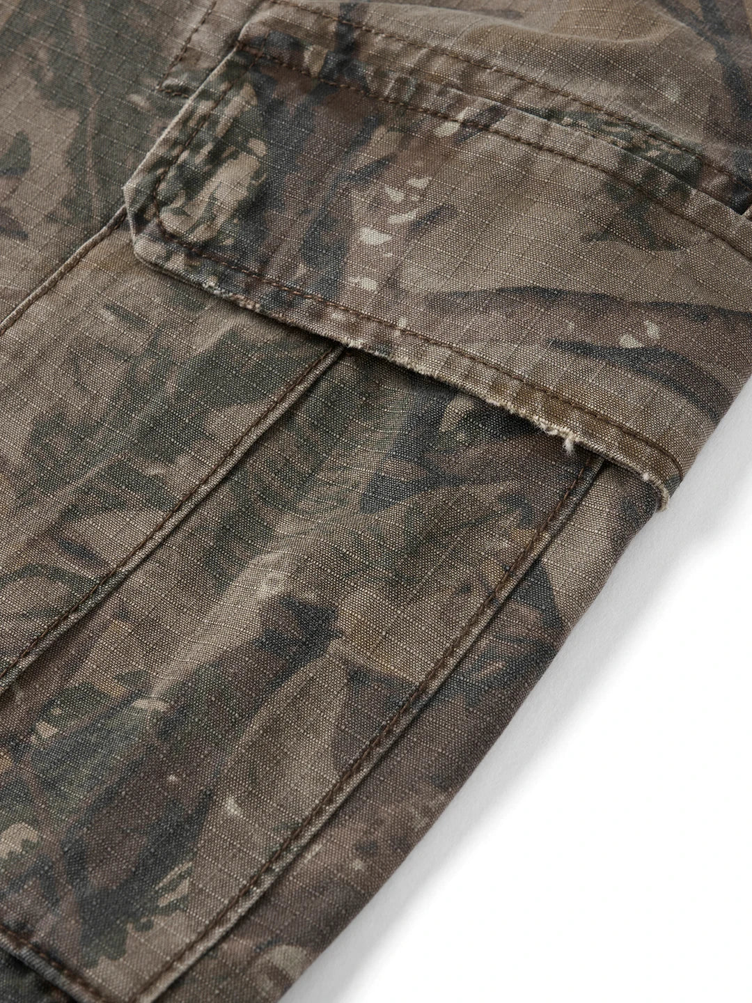 2026 Summer New Distressed Camouflage Shorts Men Loose Baggy Cargo Pants 270gsm Cotton Washed Frayed Hem Tactical Shorts