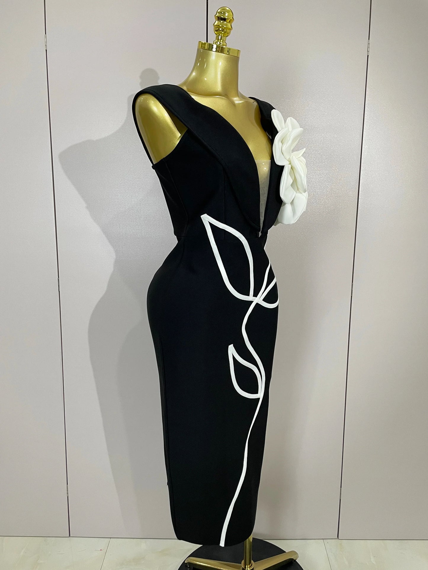 Sexy Off Shoulder White Flower Black Red Bodycon Bandage Long Dress Women Luxury Celebrity Evening Club Elegant Party Gowns