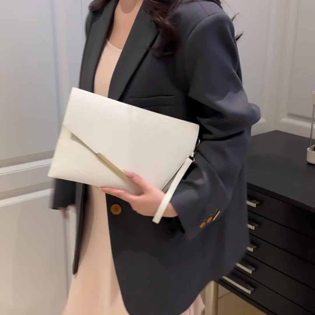 Fashion Women Clutch Soft PU Leather Solid Color Evelope Bag Wristlet Bags Female Small Handbags Day Clutches Evening Party Bags