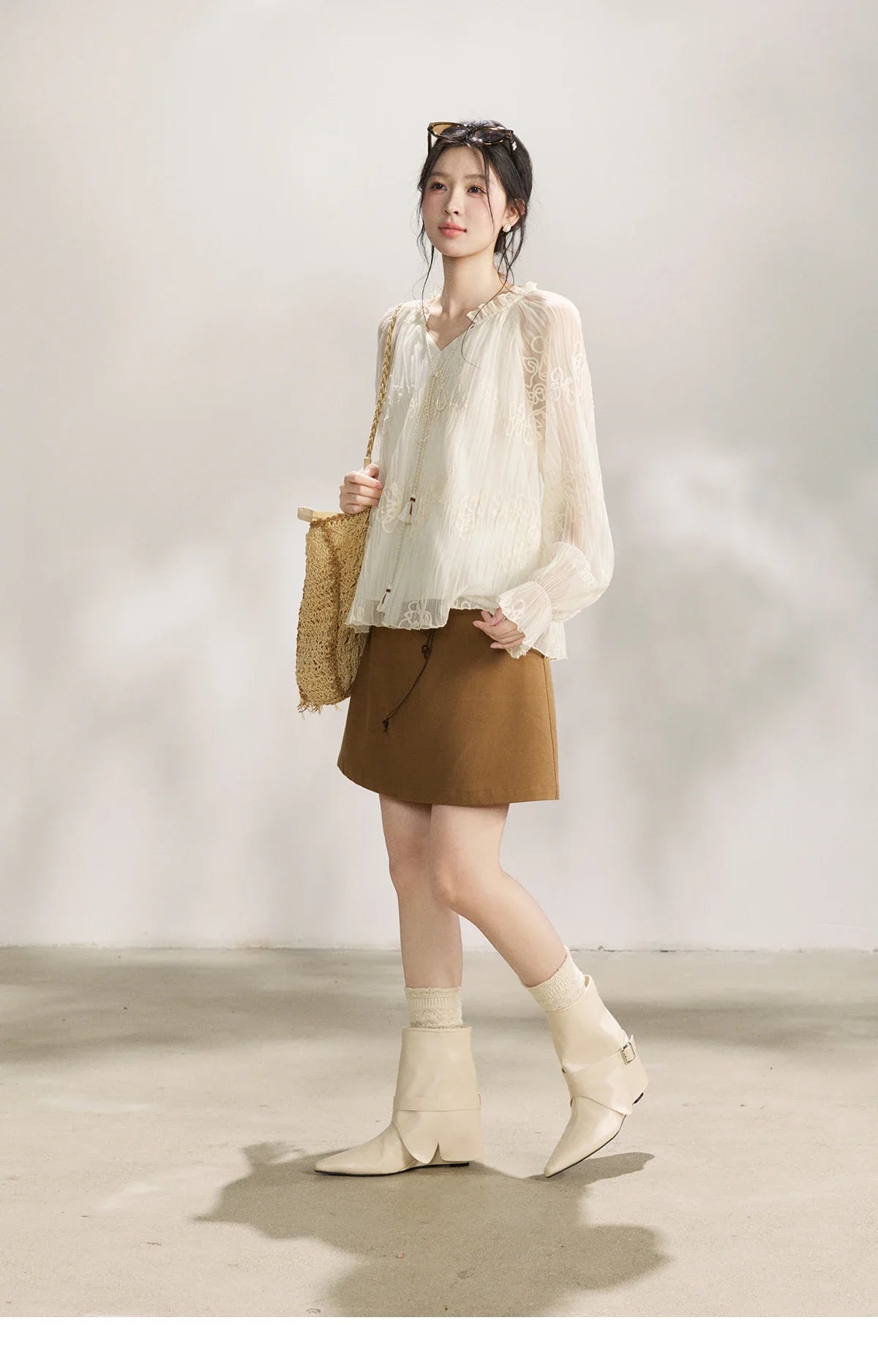 Women's Tassel Tie Flower Embroidered Blouse 2026 Spring V-Neck Lantern Sleeves Top Casual Loose Sheer Blouses MXF13X2525