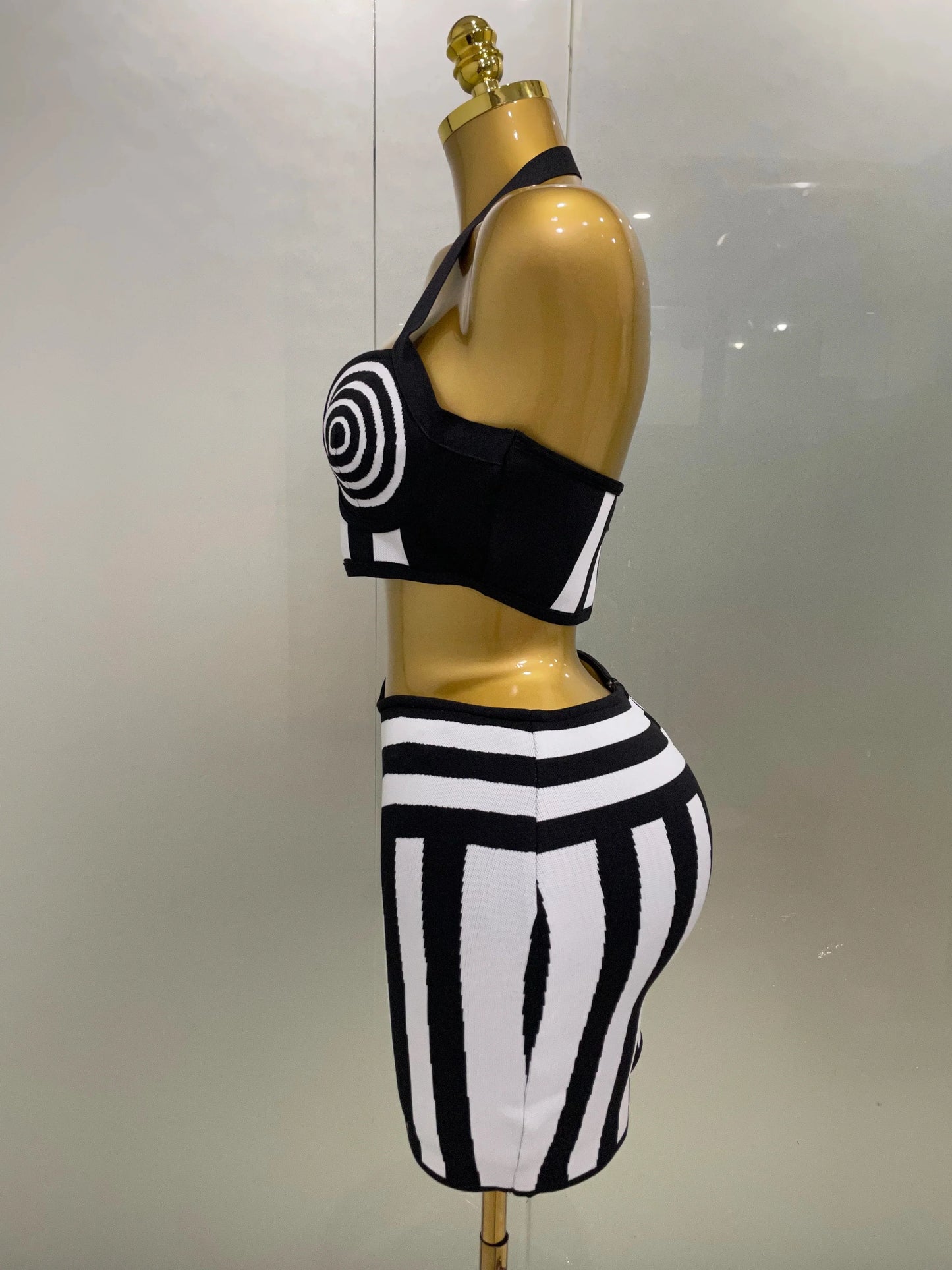 2025 New Women Celebrity Sexy Jacquard Black White Two Piece Bodycon Striped Bandage Skirt Set Designer Evening Party Dress