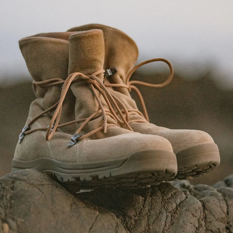 Men's Vintage High-top Desert Boots Outdoor Cowboy Boots Indestructible Work Shoes Winter Safety Shoes