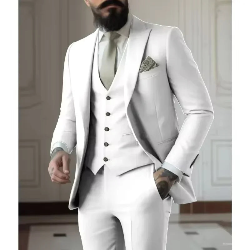 Classy Men Suits 3 Pieces Light Green Peak Lapel Jacket Vest Pants Classic Set for Wedding Groom Wedding Business Events Dress