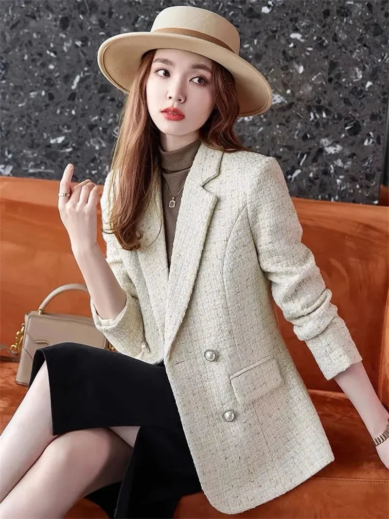 Female French Style Small Fragrant Wind Coarse Tweed Suit Jacket 2023 Spring New Women's High-end Sense Goddess Fan Small Suit