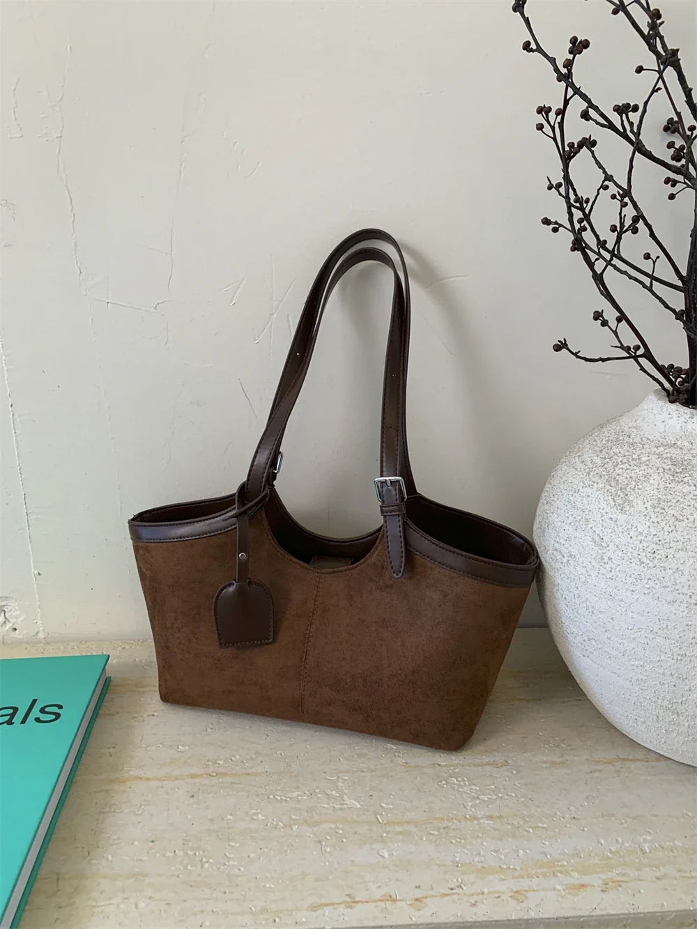 2026 Autumn Retro Suede Shoulder Bags for Women Faux Patchwork PU Underarm Armpit Bag Work Travel Casual Street Designer Handbag