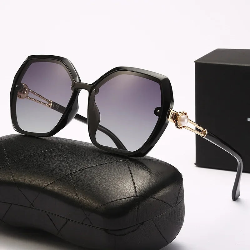 Fashion Large Frame Ladies Hollow Out Clover Inlay Women Polarized Sunglasses Drive Outdoors Sun Protection UV400 Sun Glasses