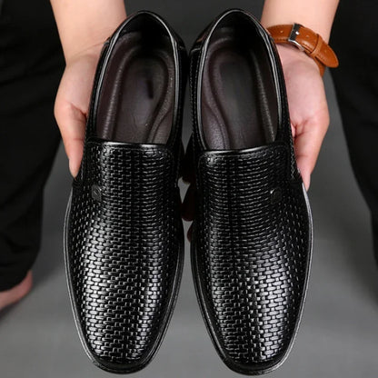 Spring Men Loafers Leather Men Shoes Summer Hollow Breathable Oxfords Man Casual Shoes Slip on Formal Dress Shoes for Man
