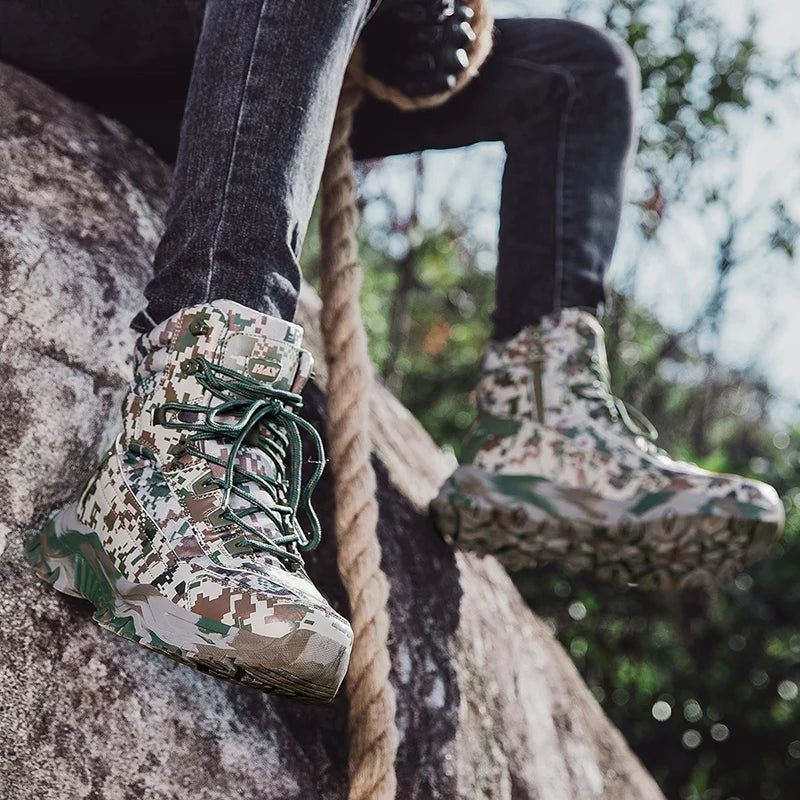 2025 Fashion Men's Desert Combat Boots Outdoor Non-slip Hiking Shoes Waterproof Men's Work Boots Men Tactical Boots Ankle Boots