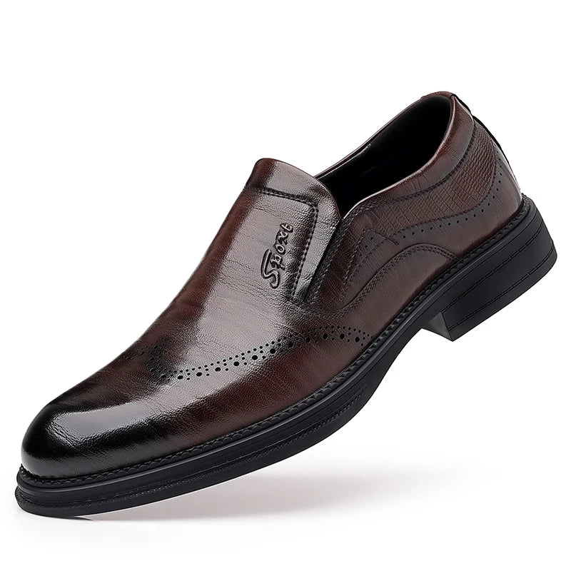 British Style Brand Men's Dress Shoes Fashion Patent Leather Men Business Flat Shoes Breathable Men Formal Office Working Shoes