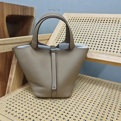 Top Layer Cowhide Leather Handbag European Sle Buet Bag Fre Vegetable Basket Ladies Handbag Soft Handle Casual Faion