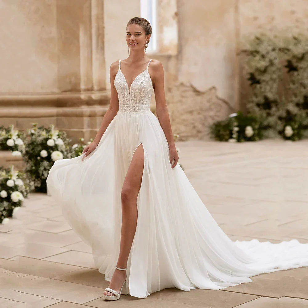 Customized On Sale Classic Wedding Dresses Lace Beach Bridal Gowns Summer Boho Bride Dresses Side Slit Wedding Gowns Back Out