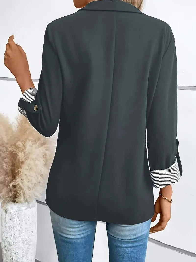 New women's casual and fashionable jacket with rolled sleeves and slim fit button up suit