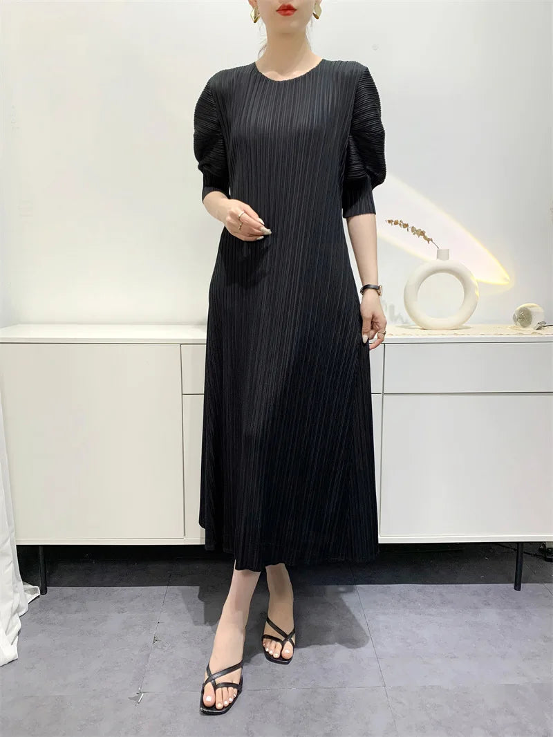 Miyake Pleated Dress 2024 Summer New Round Neck Loose and Comfortable A-line Short Sleeve Maix Dress