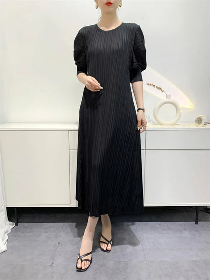 Miyake Pleated Dress 2024 Summer New Round Neck Loose and Comfortable A-line Short Sleeve Maix Dress
