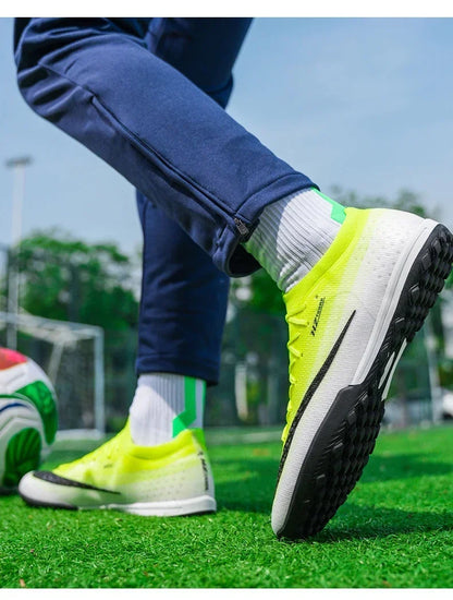 New Men Soccer Shoes Hot Sale Women Professional Football Boots Futsal Cleats Ultralight Unisex High-quality TF/FG Sneakers
