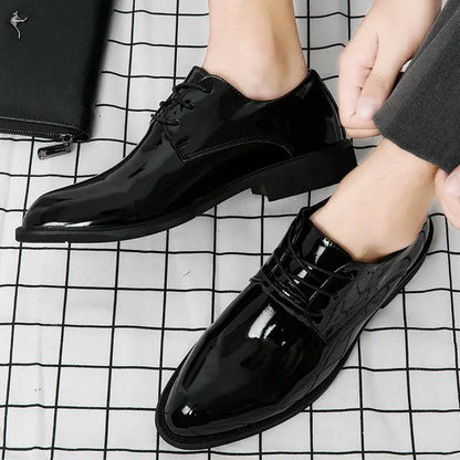 Autumn Winter Bright Upper Business Patent Leather Dress Shoes Man 2025 Trend Elegant Social Shoe for Men and Classic Party 39