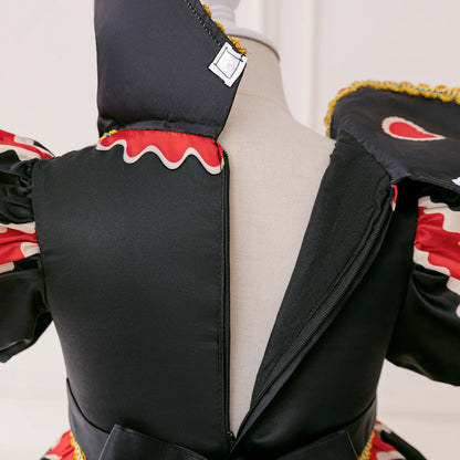 Halloween Red Queen Costume Girls Queen of Hearts Costume with Heart Details Stand Collar Red Black White Carnival Dress