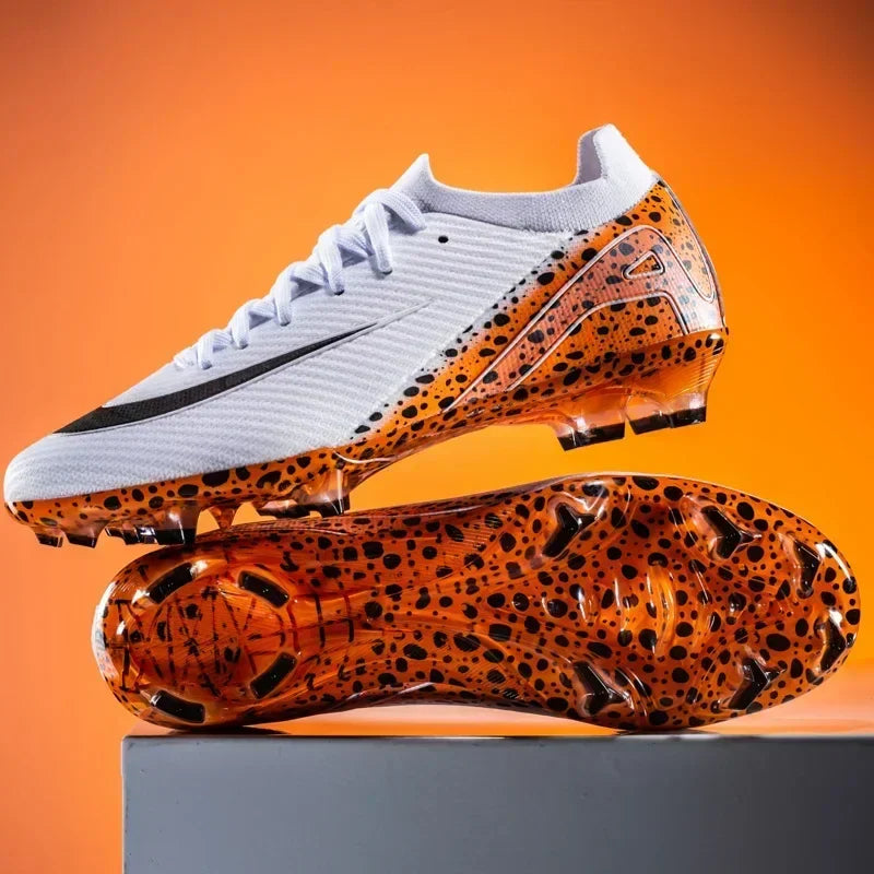 New Men Soccer Shoes Professional Football Boots Grass Outdoor Sport Non-Slip Training Shoes Match Sneakers Ultralight Unisex