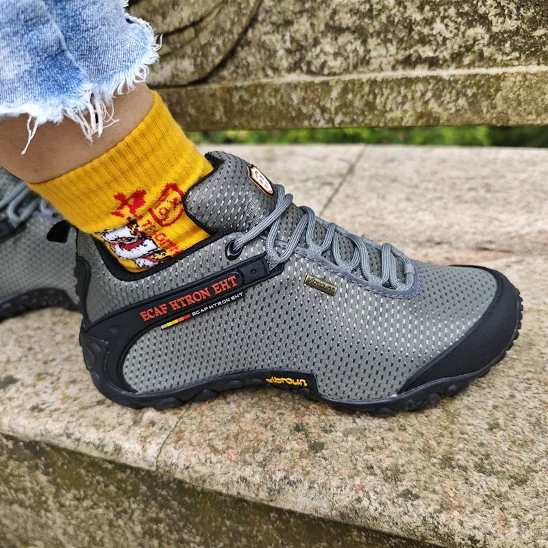 Mens Outdoor Mountain Climbing Shoes Mesh Non-Slip Breathable Trekking Hiking Shoes Waterproof Camping Soft Sneakers 39-46